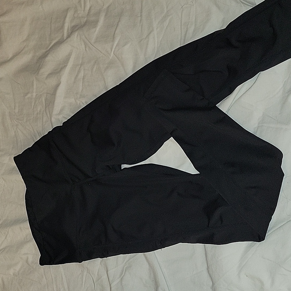Black aeropostale leggings with side pockets size small